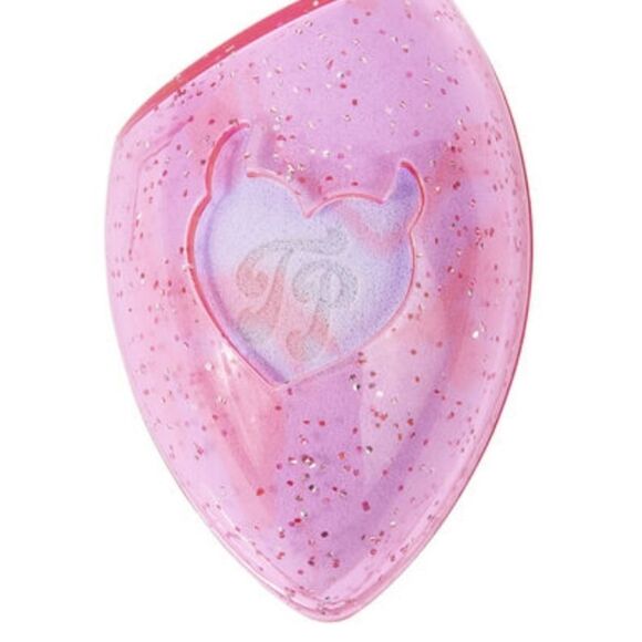 BH Cosmetics X Iggy Totally Plastic Stay Pressed Sponge w/Case - Picture 3 of 6